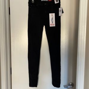 Women’s black Skinny Pants